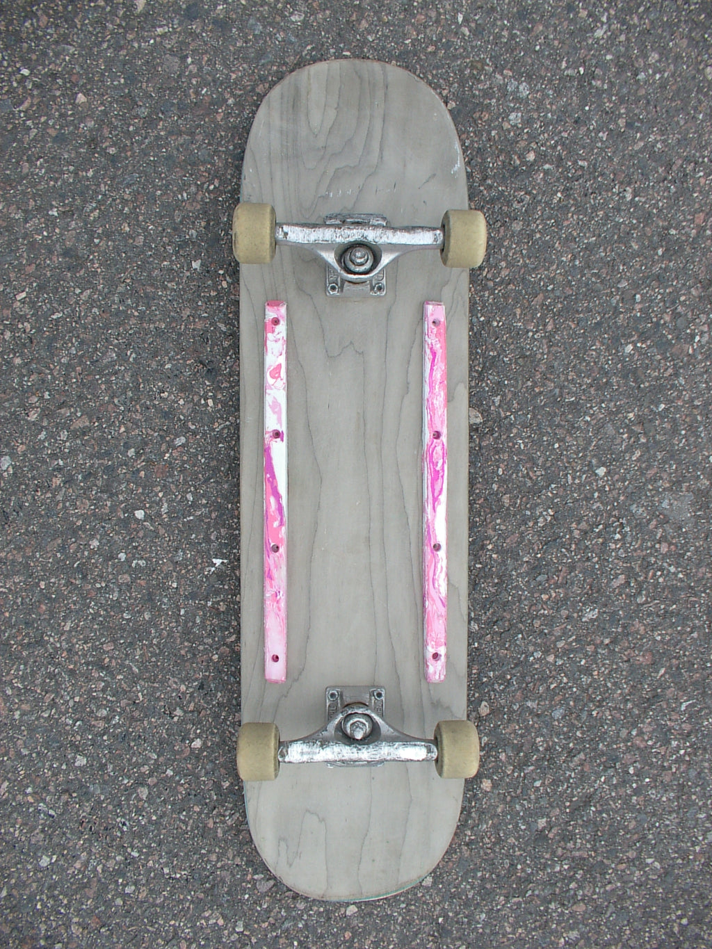 Hawaiian pink rails