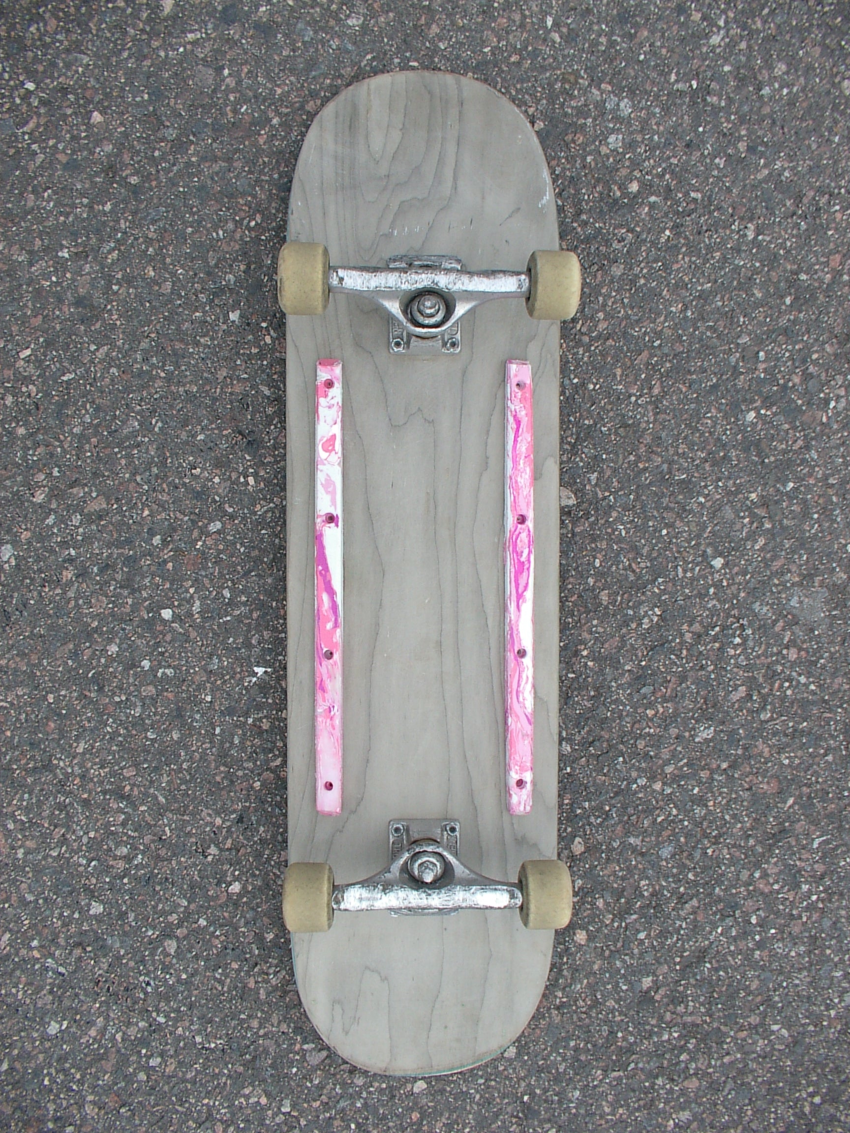 Hawaiian pink rails
